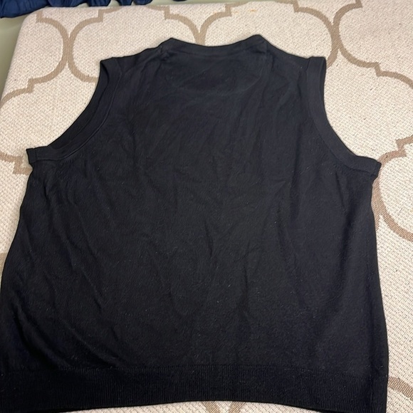 Nordstrom Men’s Shop 100% extra fine merino wool v-neckline sweater vest - Picture 2 of 11